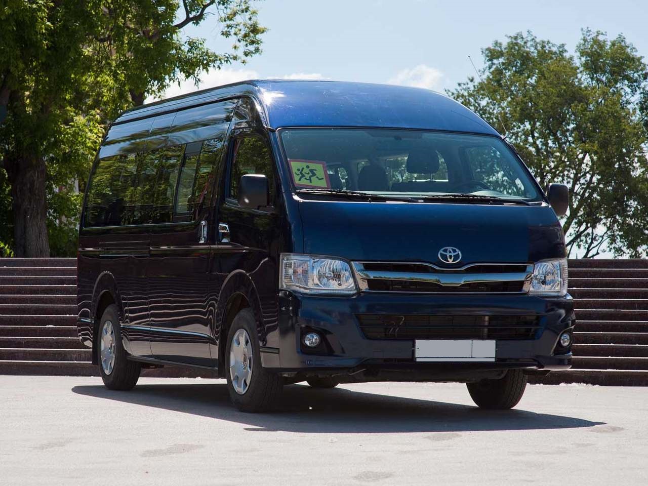 Заказ и аренда Toyota Hiace с водителем в Хабаровске - тк-хабаровск